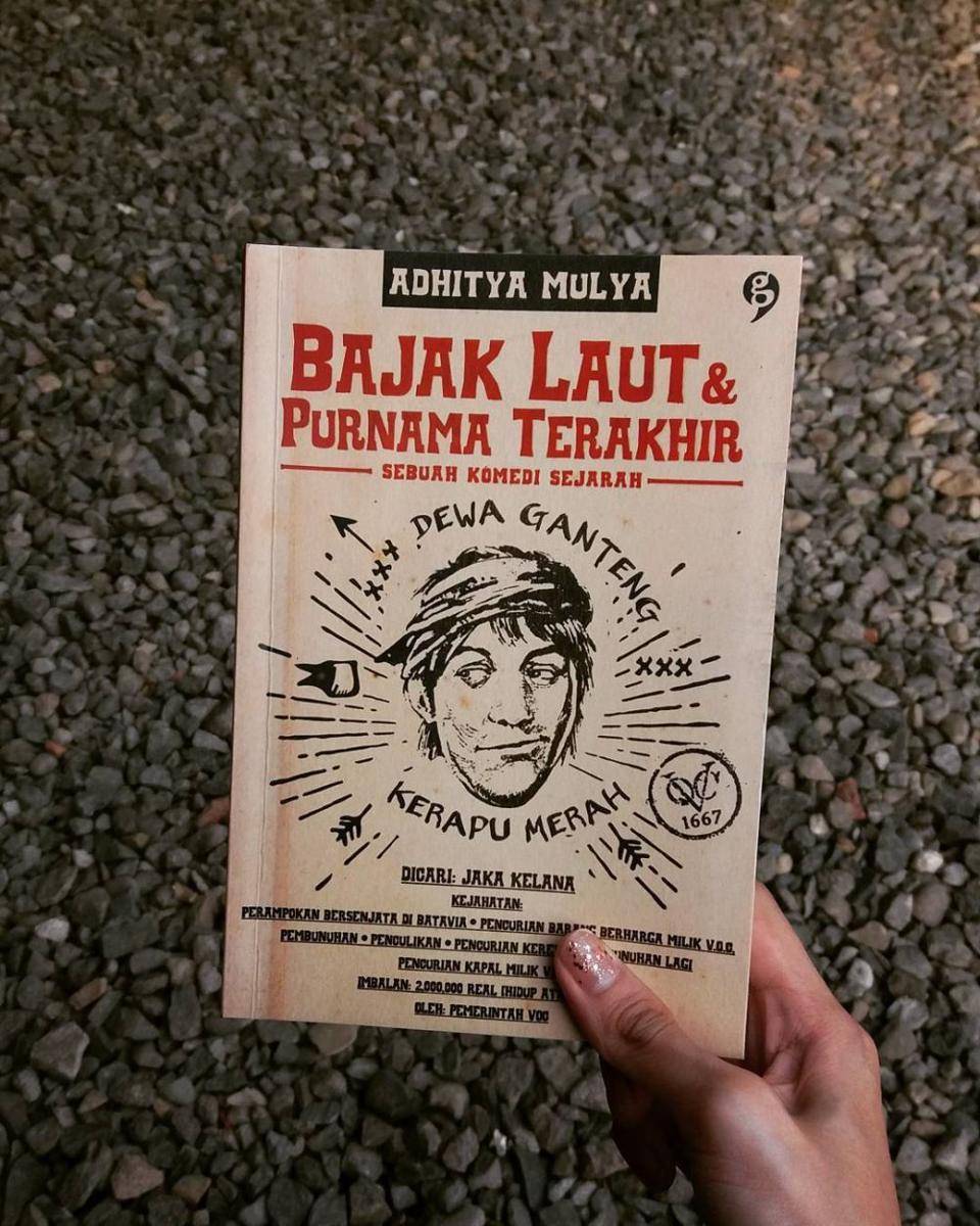 novel Bajak Laut dan Purnama Terakhir karya Adhitya Mulya (instagram.com/maulinadya28)