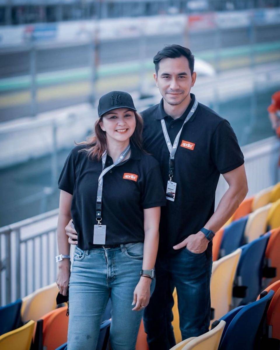 Donna Agnesia dan Darius Sinathrya di Mandalika (Instagram.com/darius_sinathrya/)