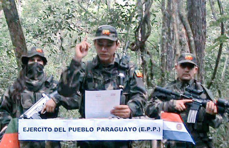 Pasukan EPP di Paraguay. (twitter.com/derryarambulo)
