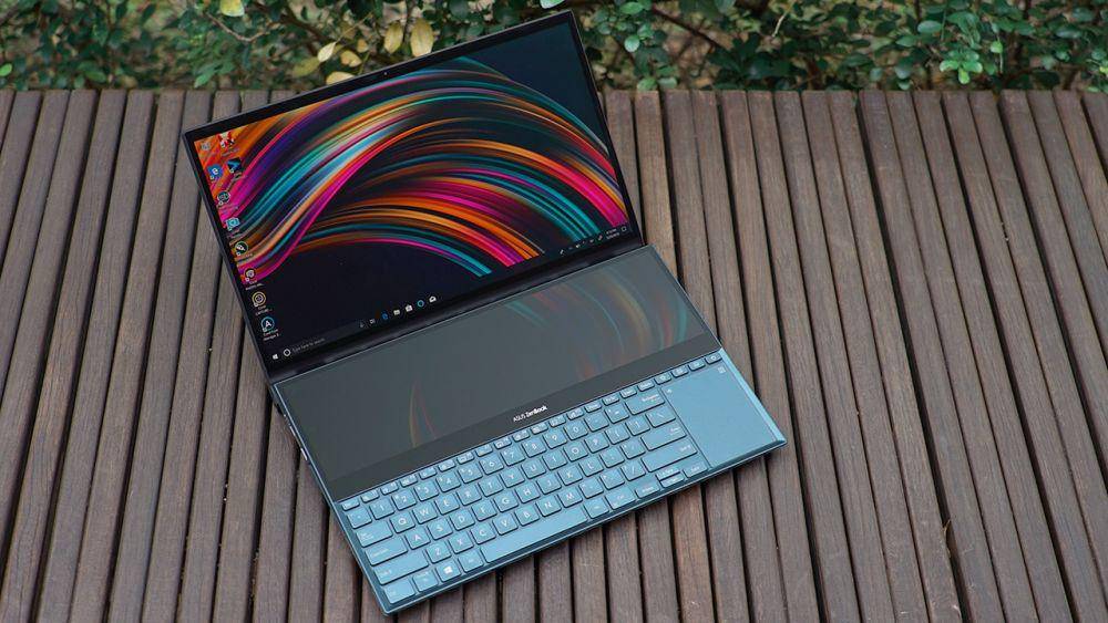 potret Asus ZenBook Pro Duo (gadgetmatch.com)