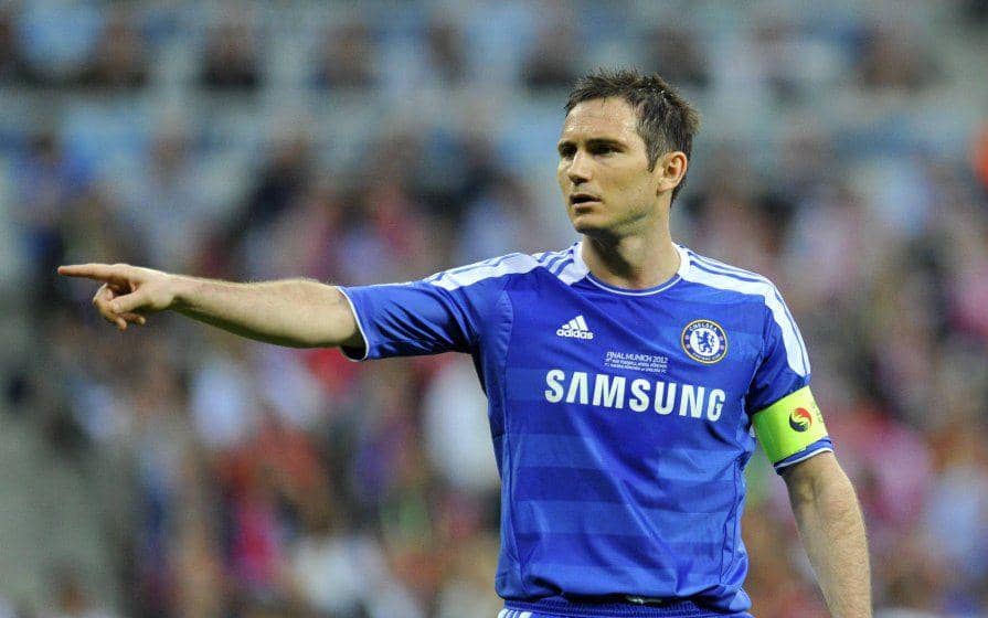 Frank Lampard adalah pemain Chelsea pertama yang menjadi Premier League Player of the Season. (transfermarkt.us)