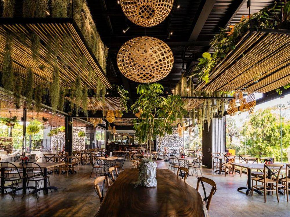 Canopy Garden Dining (instagram.com/canopygardendining)