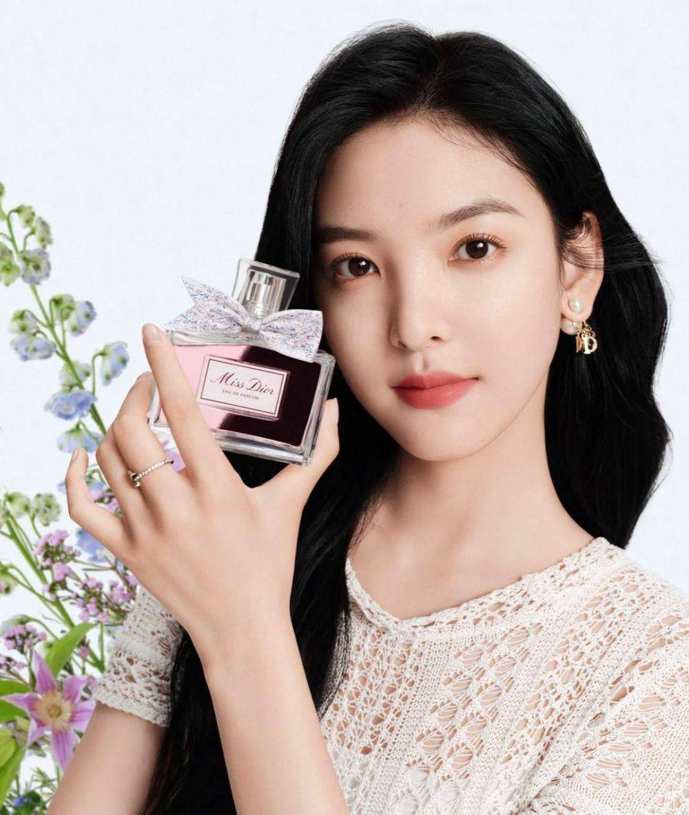 Zhang Ruo Nan (instagram.com/zhangruonan96_)