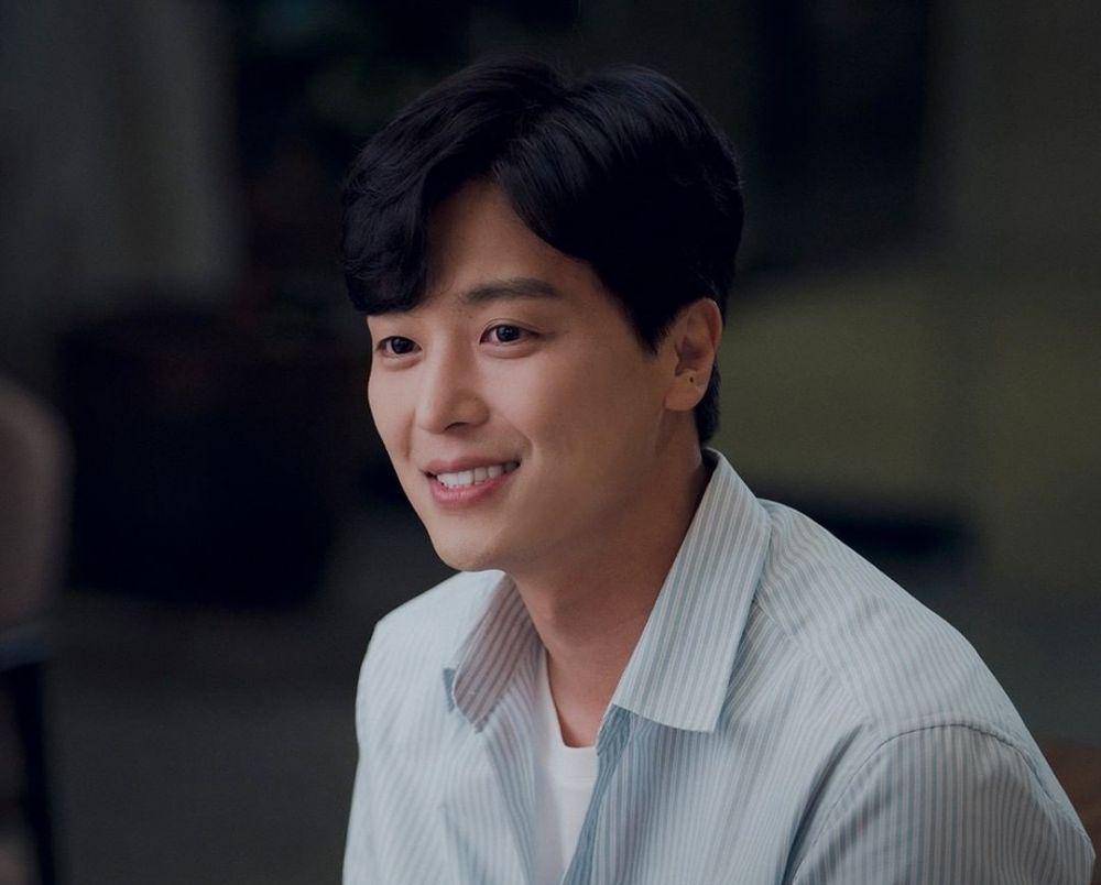 5 Sikap Seon Woo di Thirty Nine yang Bikin Cewek Meleleh