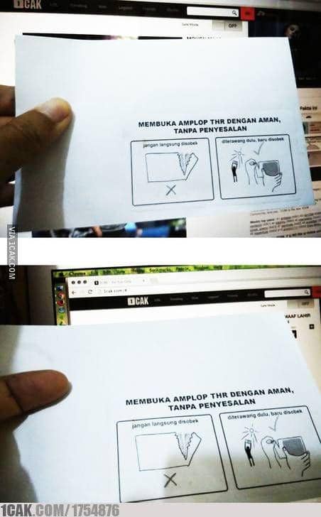 buka amplop nyesek (1cak.com)