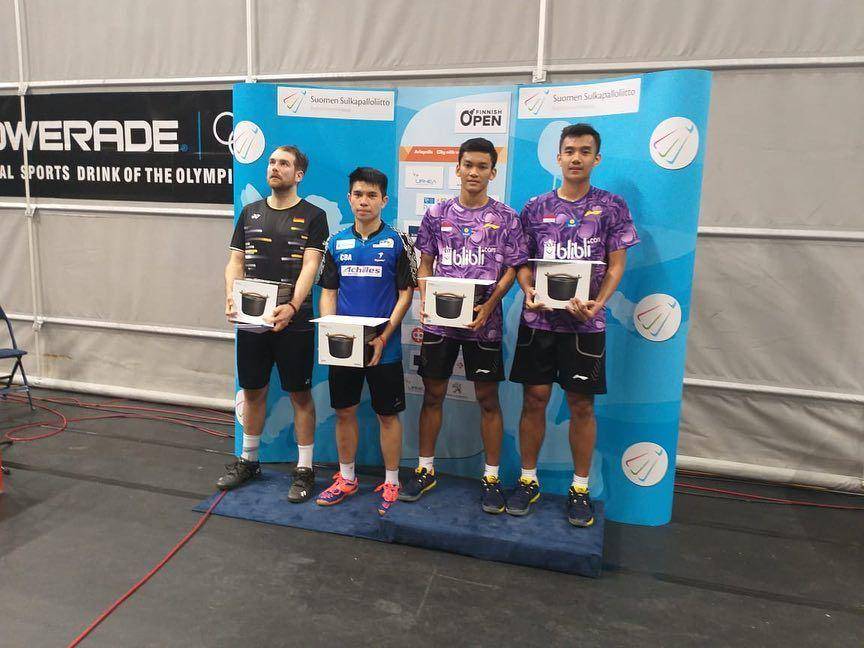 Muhammad Shohibul Fikri dan Bagas Maulana saat menjadi juara di Finnish Open 2019 (instagram.com/b_maulana7)