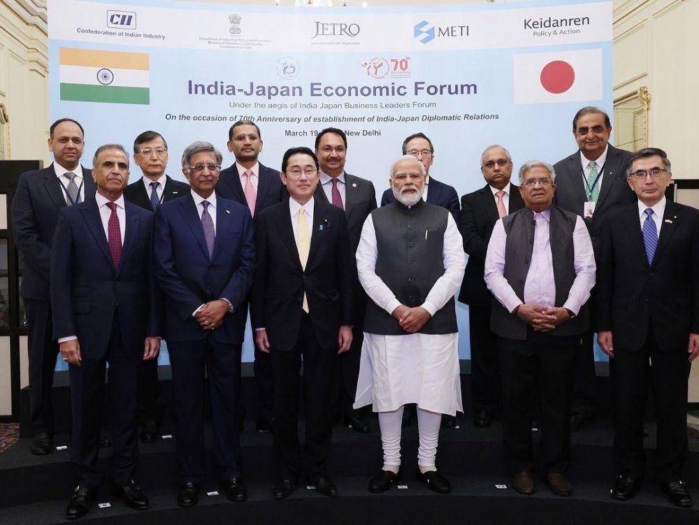 Perdana Menteri Jepang Fumio Kishida bertemu dengan Perdana Menteri India Narendra Modi di India-Japan Economic Forum, New Delhi (19/3/2022). (twitter.com/kantei)