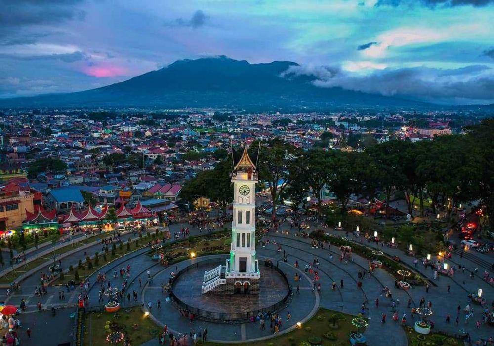 potret Jam Gadang (instagram.com/ghaardi)
