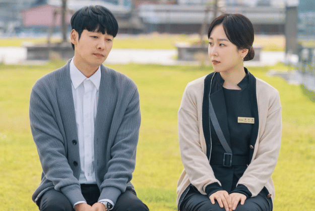 9 KDrama Ini Bikin Kamu Tak Putus Asa Memulai Cinta Kembali