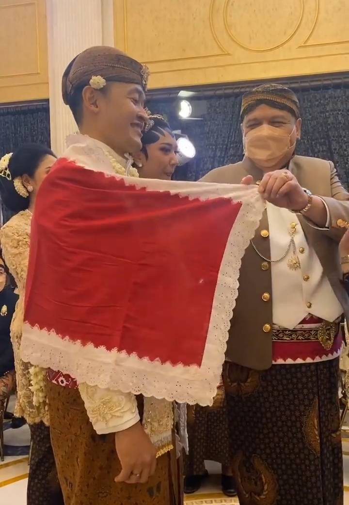Pernikahan Putri Tanjung dan Guinandra Jatikusumo 20/3/2022 (Instagram.com/annisayudhoyono)