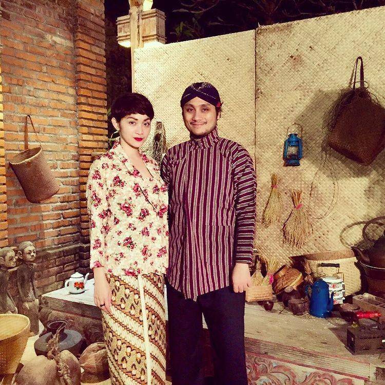 Kebaya Windy Wulandari (instagram.com/windyario)