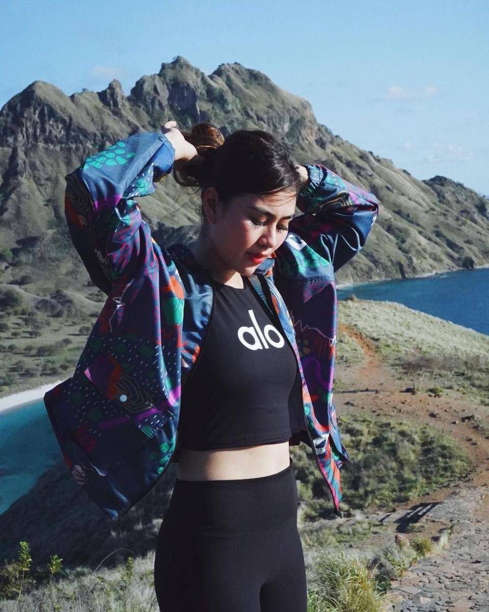 potret Syahnaz Sadiqah 9instagram.com/syahnazs)