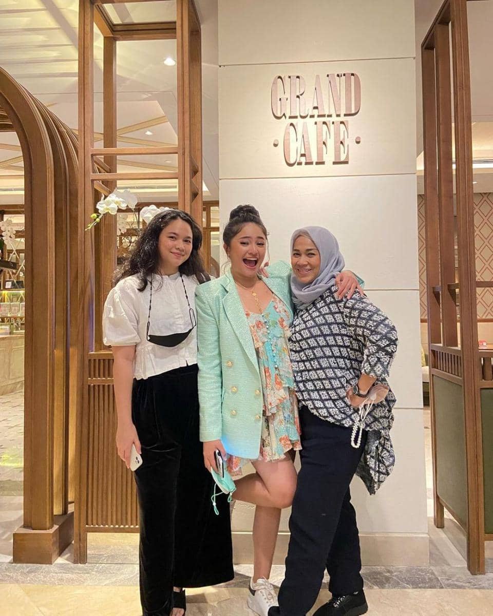 potret keluarga Marshanda (instagram.com/marshanda99)