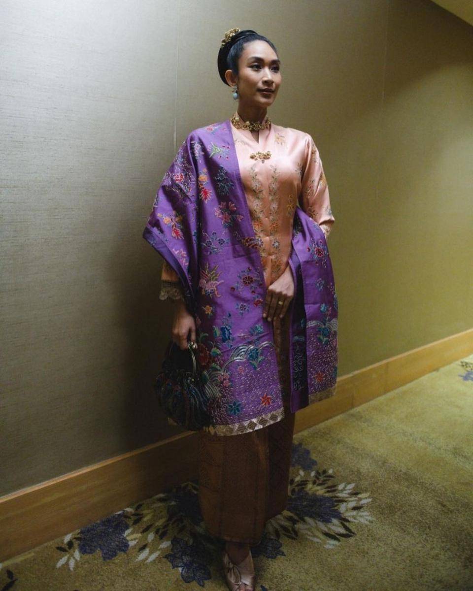 Kebaya Happy Salma. (instagram.com/happysalma)