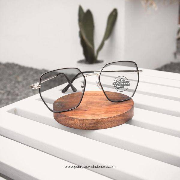 Yourglasses ID (instagram.com/yourglasses_id)