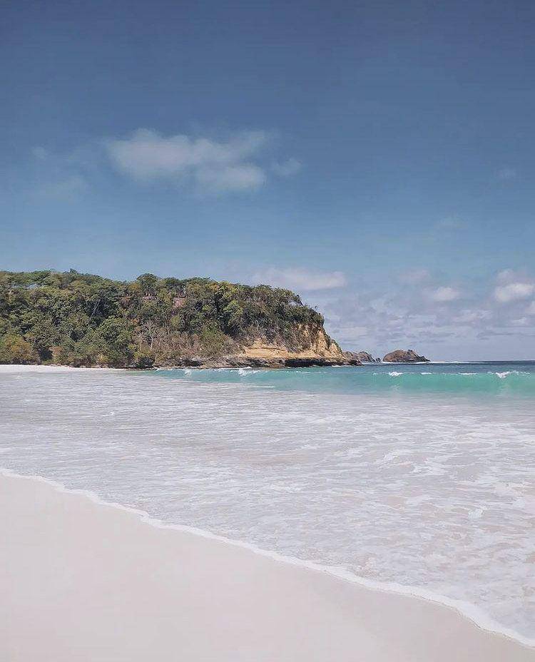 Pantai Lailiang (instagram.com/mandrapahlawa)