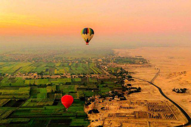 balon udara di Valley of the King di Luxor, Mesir (instagram.com/27petals)