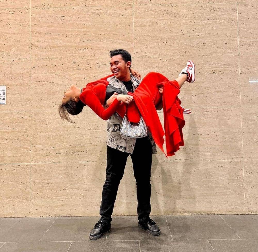 Fuji dan Batara (instagram.com/fuji_an)