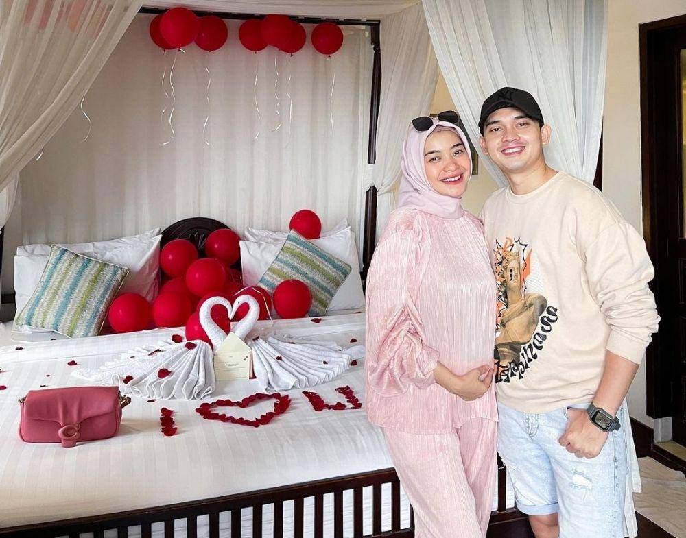 Ikbal Fauzi dan istri (instagram.com/ikbalfauzi_)