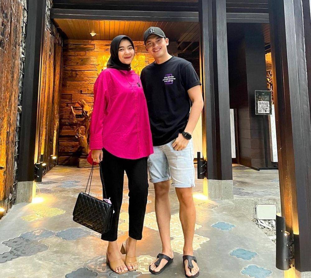 Ikbal Fauzi dan istri (instagram.com/ikbalfauzi_)