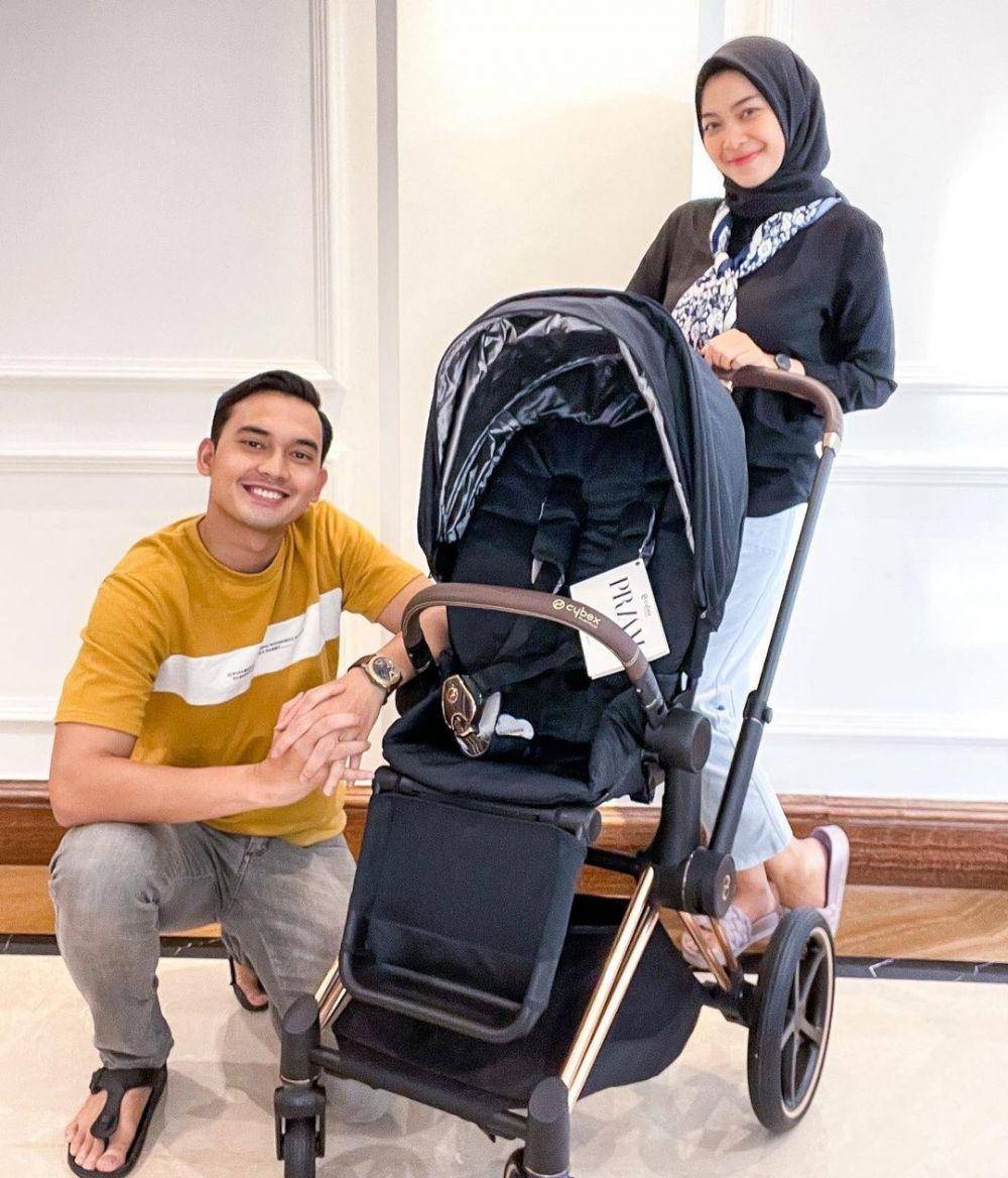 Ikbal Fauzi dan istri (instagram.com/ikbalfauzi_)