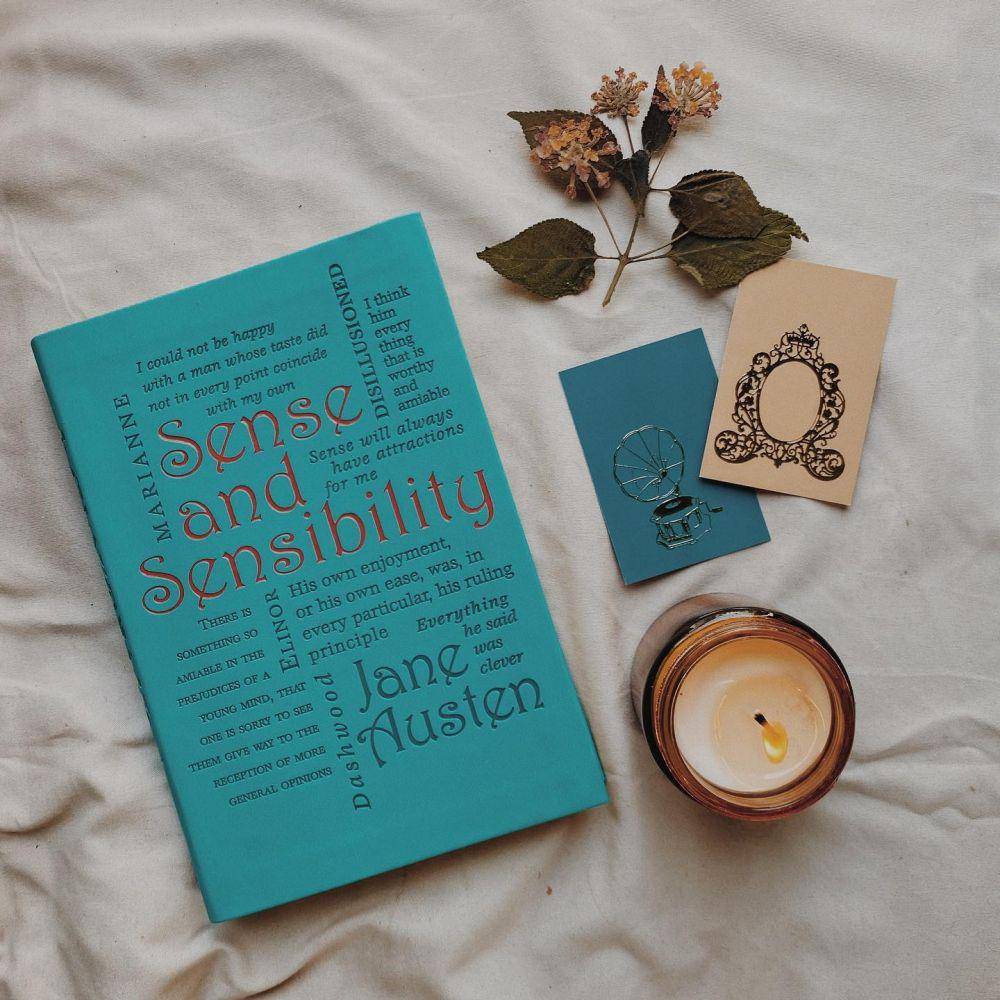 ilustrasi buku Sense and Sensibility (instagram.com/theborabooktique)