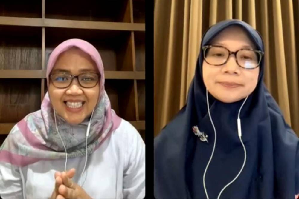 Ahli Tumbuh Kembang dan Pediatri Sosial, Dr Eva Devita Harmoniati Sp A (K) dan Ahli Tumbuh Kembang dan Pediatri Sosial, dr Braghmandita Widya Indraswari M Sc Sp A (K) dalam live instagram IDAI (instagram.com/idai_ig)