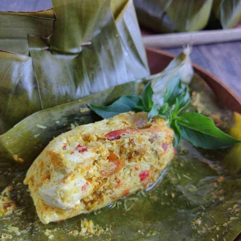 ilustrasi botok udang kelapa (Yummy/Layli Lyliput)