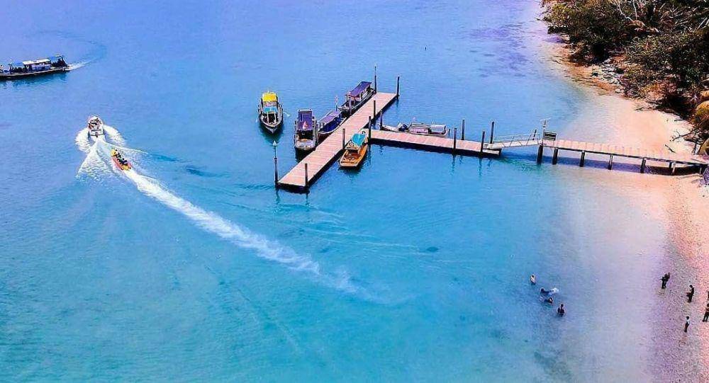 Pulau Liwungan (instagram.com/pesonabantenofficial)