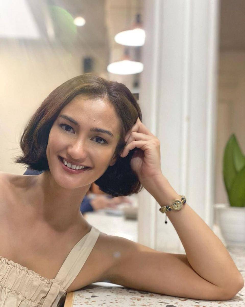 Atiqah Hasiholan (instagram.com/atiqahhasiholan)