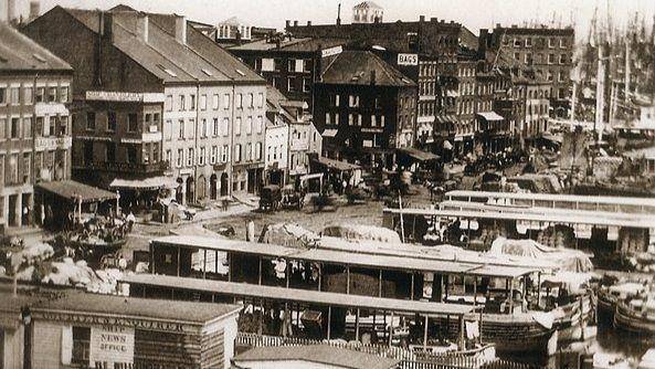 Potret di dermaga, New York tahun 1859 dalam Ian Jeffrey:An American Journey. (commons.wikimedia.org/William England)