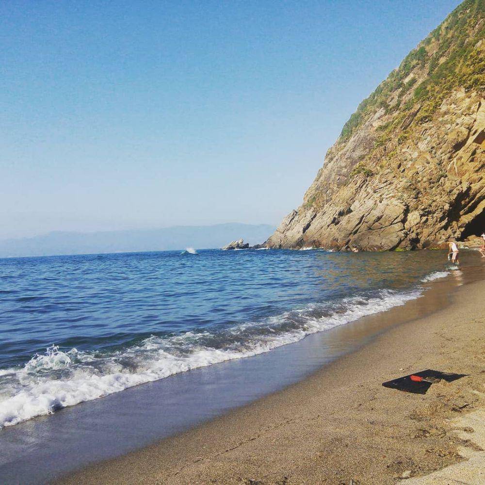 potret Jijel Beach (instagram.com/chica.util)