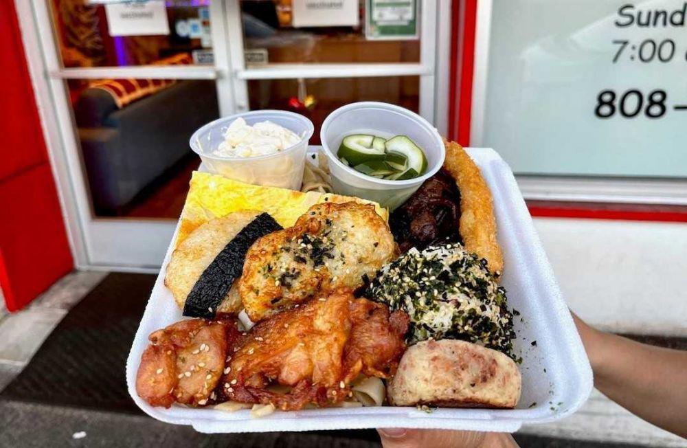 8 Makanan yang Populer di Hawaii, Unik dan Menggugah Selera!