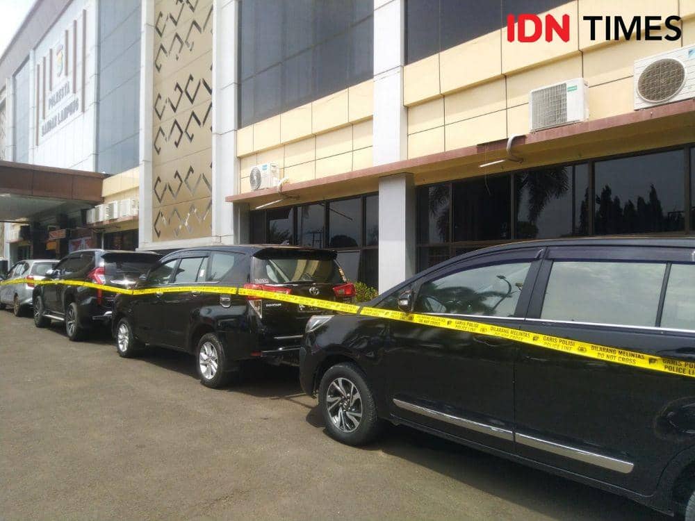 Unit Ranmor Satreskrim Polresta Bandar Lampung membekuk kawanan pelaku penipuan dan penggelapan spesialis mobil rental  di wilayah hukum Bandar Lampung. (IDN Times/Tama Yudha Wiguna)