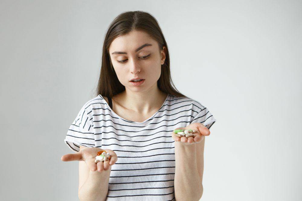 Kodein tidak boleh dikonsumsi oleh anak-anak dan ibu hamil. (freepik.com/karlyukav)