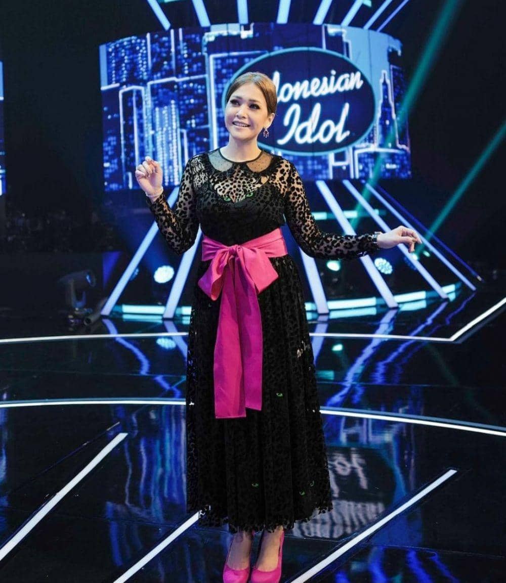 Maia Estianty (instagram.com/maiaestiantyreal)