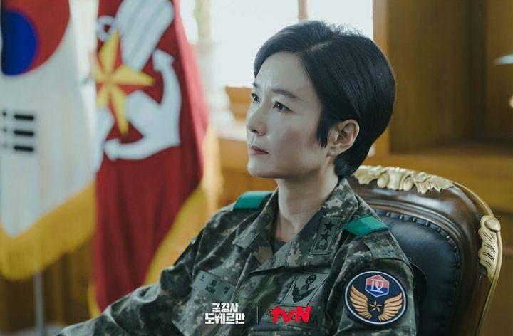 potret Oh Yeon Soo di Military Prosecutor Doberman (instagram.com/tvn_drama)