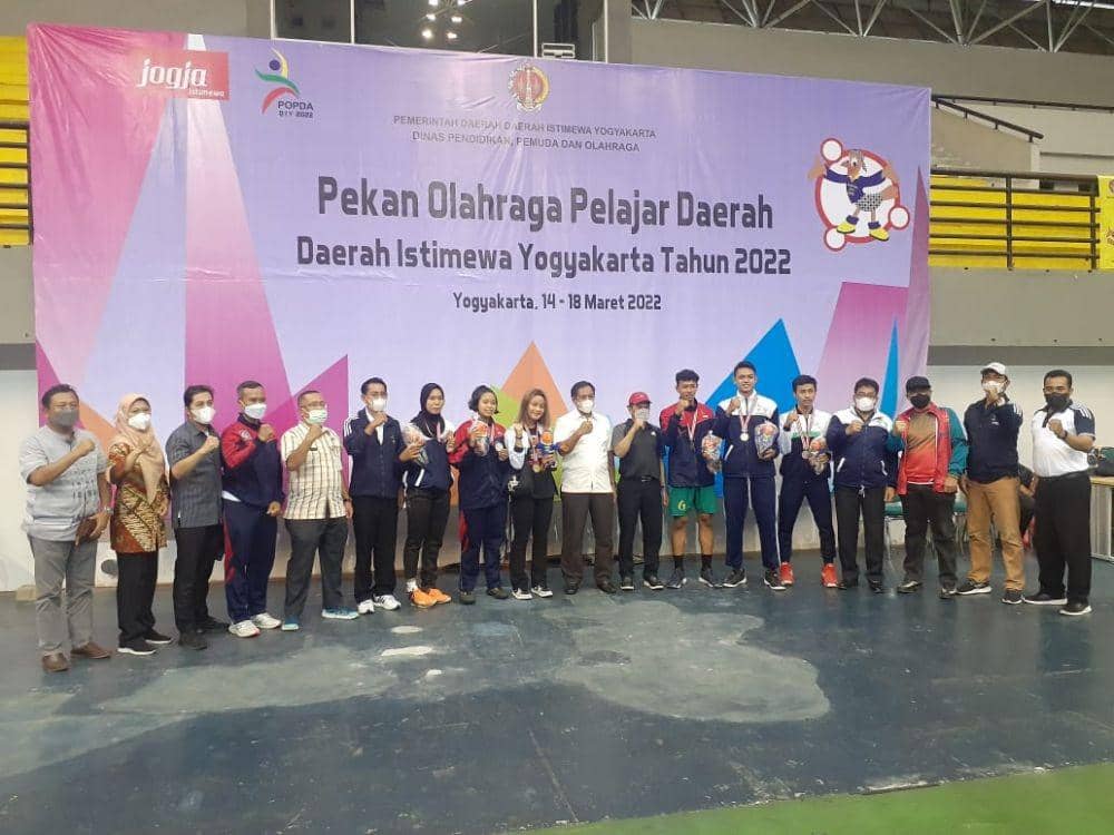 Kontingen Kabupaten Bantul juara umum Popda DIY 2022. (Dok. Humas Pemkab Bantul)
