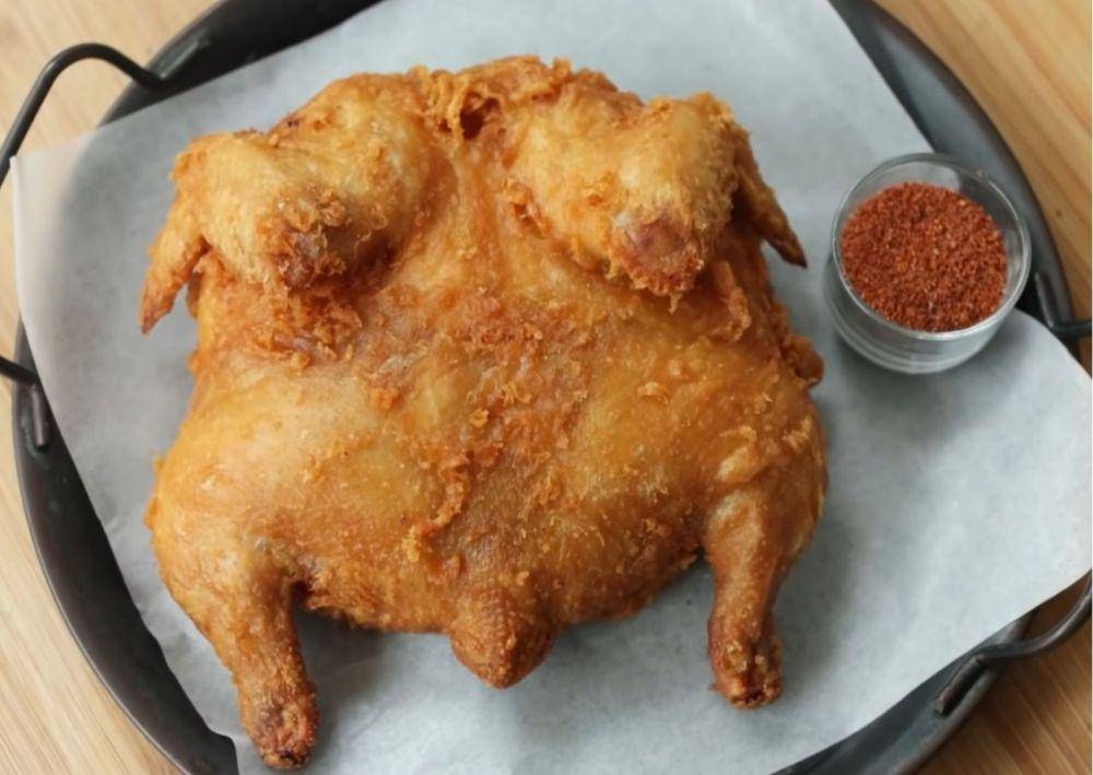 fire flying chicken (youtube.com/Devina Hermawan)