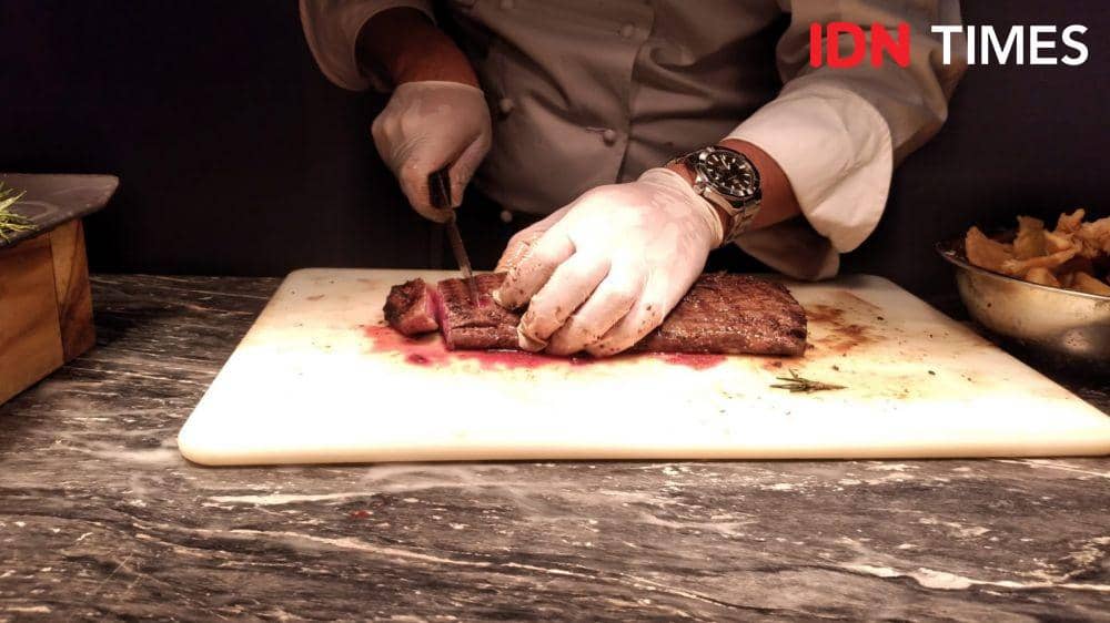 Pengalaman Rasa: Makan Malam Unik dengan Menu Serba Daging