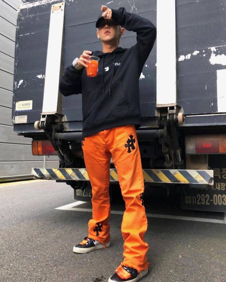 Lee Hwi Min GroovyRoom (instagram.com/hwimmm)