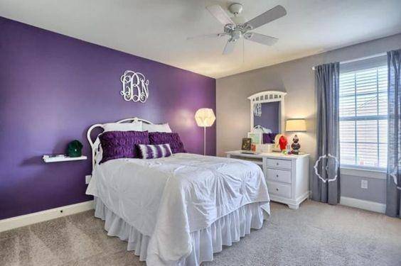 Purple and grey bedroom (dok.designingidea.com)