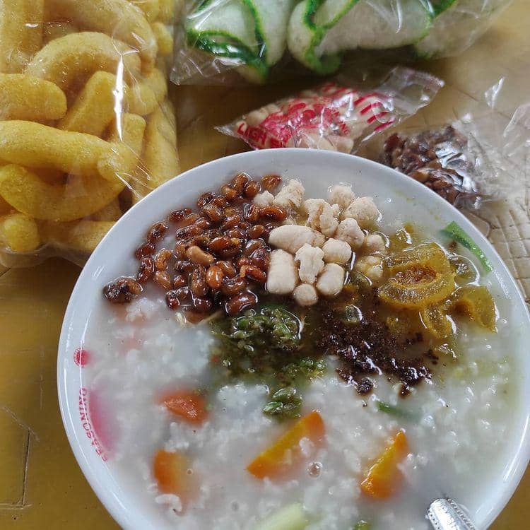 ilustrasi bubur suro khas Palembang (instagram.com/wili_bakhtiar87)