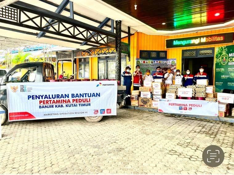 Bantuan logistik Pertamina untuk korban banjir di Sangatta Kutai Timur, Rabu (23/3/2022). Foto Pertamina