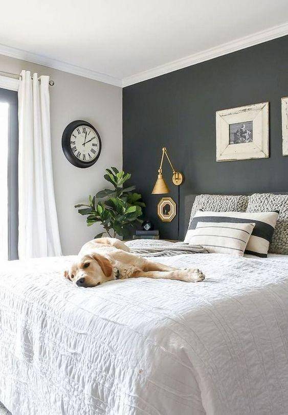 gray bedroom (dok.harptimes.com)