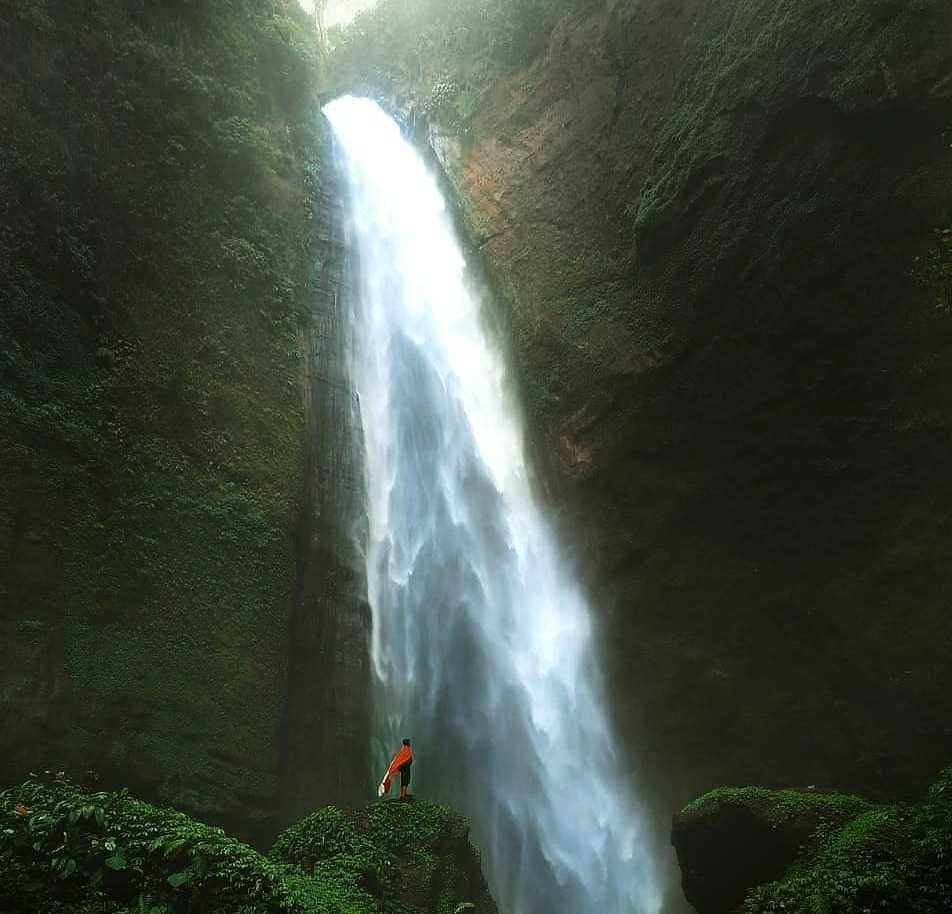 Air Terjun Kabut Pelangi (instagram.com/jatumparadise)