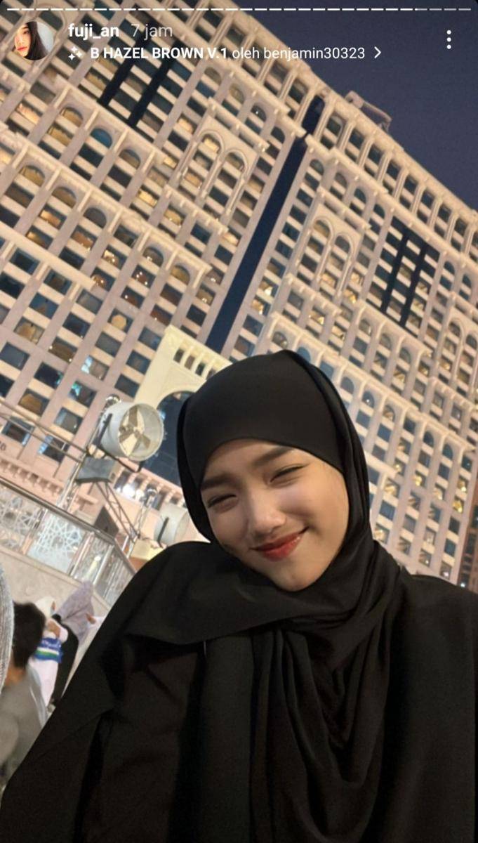 potret Fuji berhijab (instagram.com/fuji_an)
