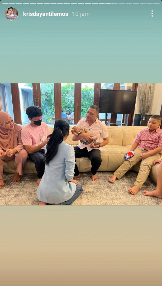 potret Raul Lemos dan Ameena (instagram.com/krisdayantilemos)