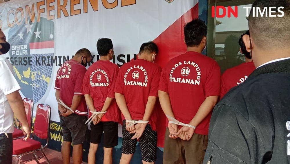 Polisi Tangkap 4 Pemuda Penyebar Video Porno, Sakit Hati Diputus Pacar