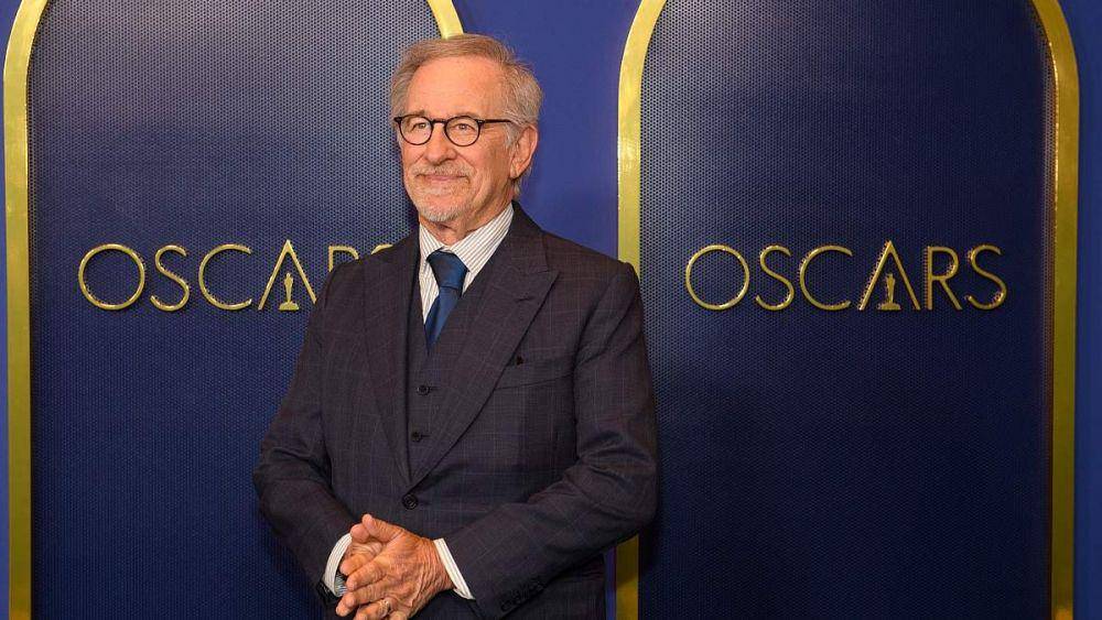 Steven Spielberg (teckreviews.online)